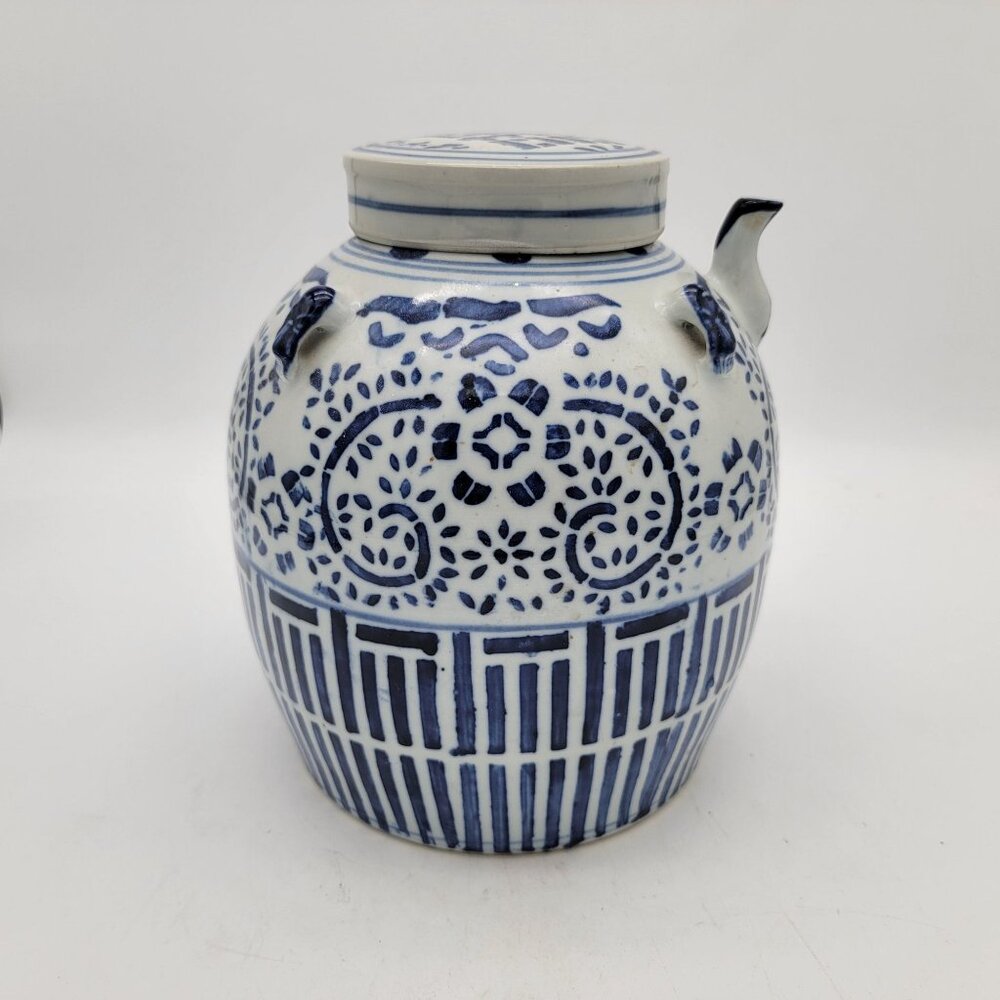 Vintage Chinese Blue & White Ceramic Water Jug Wine Pot w Spout - Picture 2 of 7